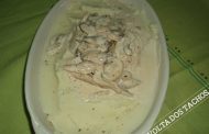 FRANGO COM NATAS E COGUMELOS