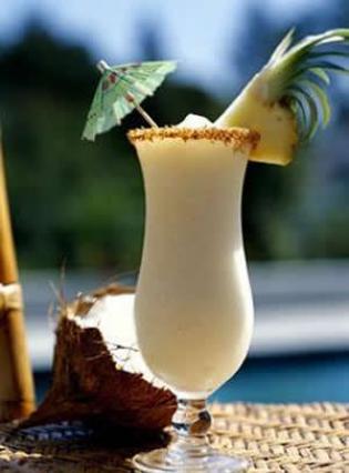 Batido de abacaxi com coco