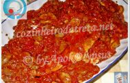 Bifes com molho de tomate (microondas)