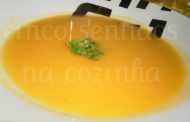 Sopa aveludada de abóbora 