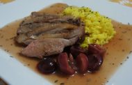 Pato com Molho Madeira