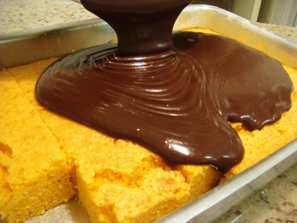 Cobertura para bolo de chocolate 