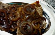 Bife Acebolado ao Molho  