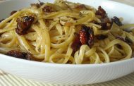 Linguine com Tomates Secos e Vinagre Balsamico