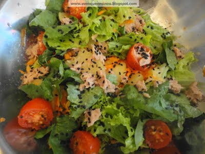 Salada de atum com fruta à escolha