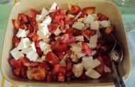 Salada de Tomate com Queijo Fresco