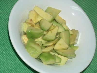 Salada de lima e abacate 