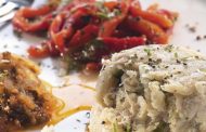 Salada de Bacalhau com Coentros, Pimentos e Tomatada 