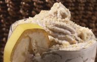 Mousse de Banana com Raspas de Bolacha 
