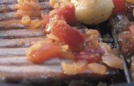 Atum ou Espadarte com Molho de Tomate 