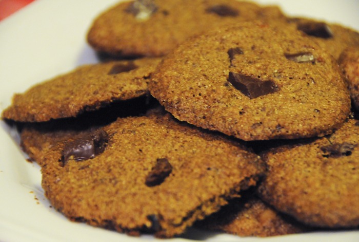 Cookies de nozes e chocolate 