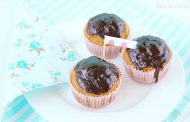 Muffins de cenoura com pepitas de chocolate