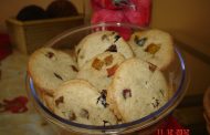 BISCOITOS DE FRUTAS CRISTALIZADAS