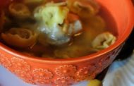 Caldo de Cogumelos com Tortelini 