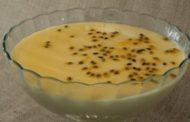 MOUSSE DE MARACUJÁ  (8 porções)