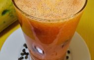 Suco de laranja, mamão e acerola